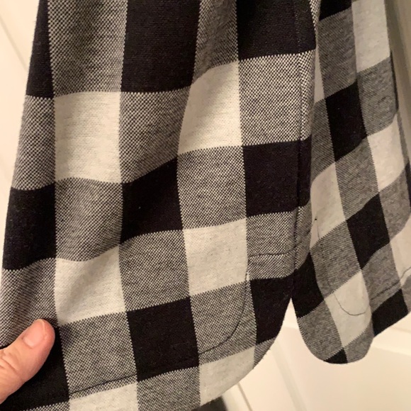 NWOT Crown & Ivy Gingham Black & White Bell Sleeve Top Plaid Checkered Medium - Picture 5 of 11
